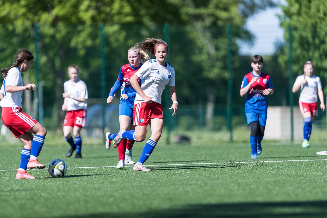 Bild 66 - wCJ Hamburger SV - VfL Pinneberg : Ergebnis: 9:0